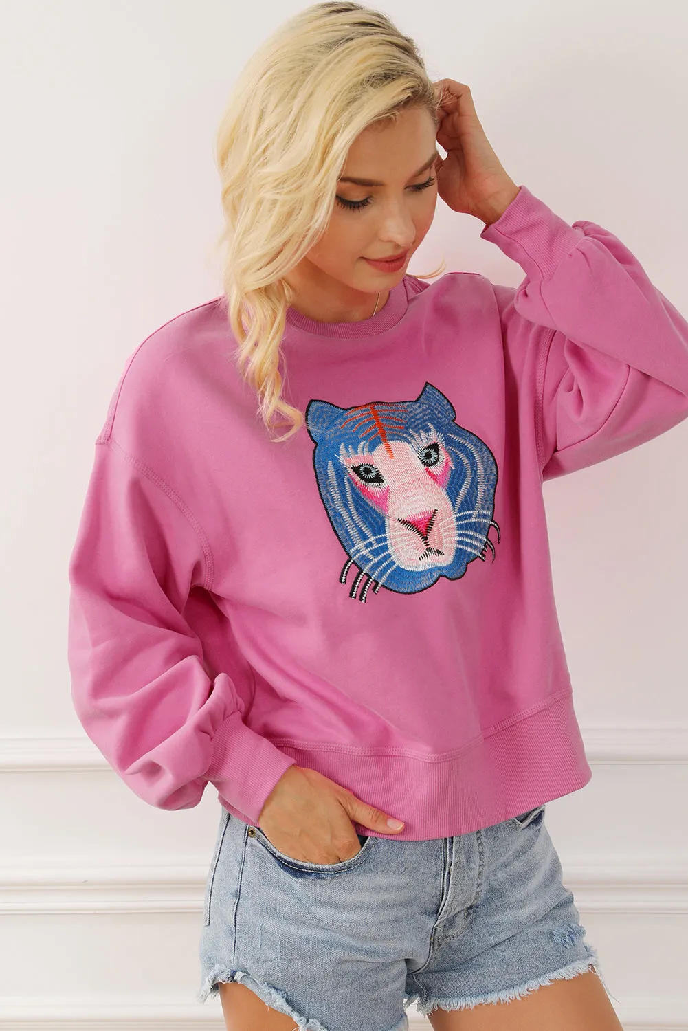 Chic Tiger Embroidered Casual Sweatshirt